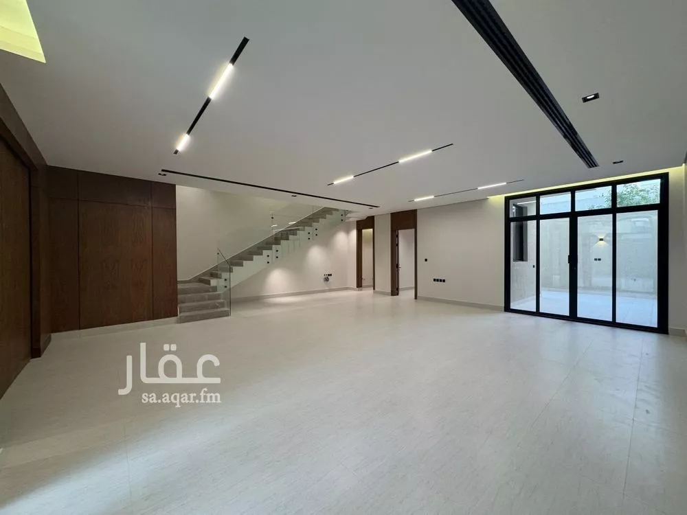 5 bedroom villa in Al Narjis 8