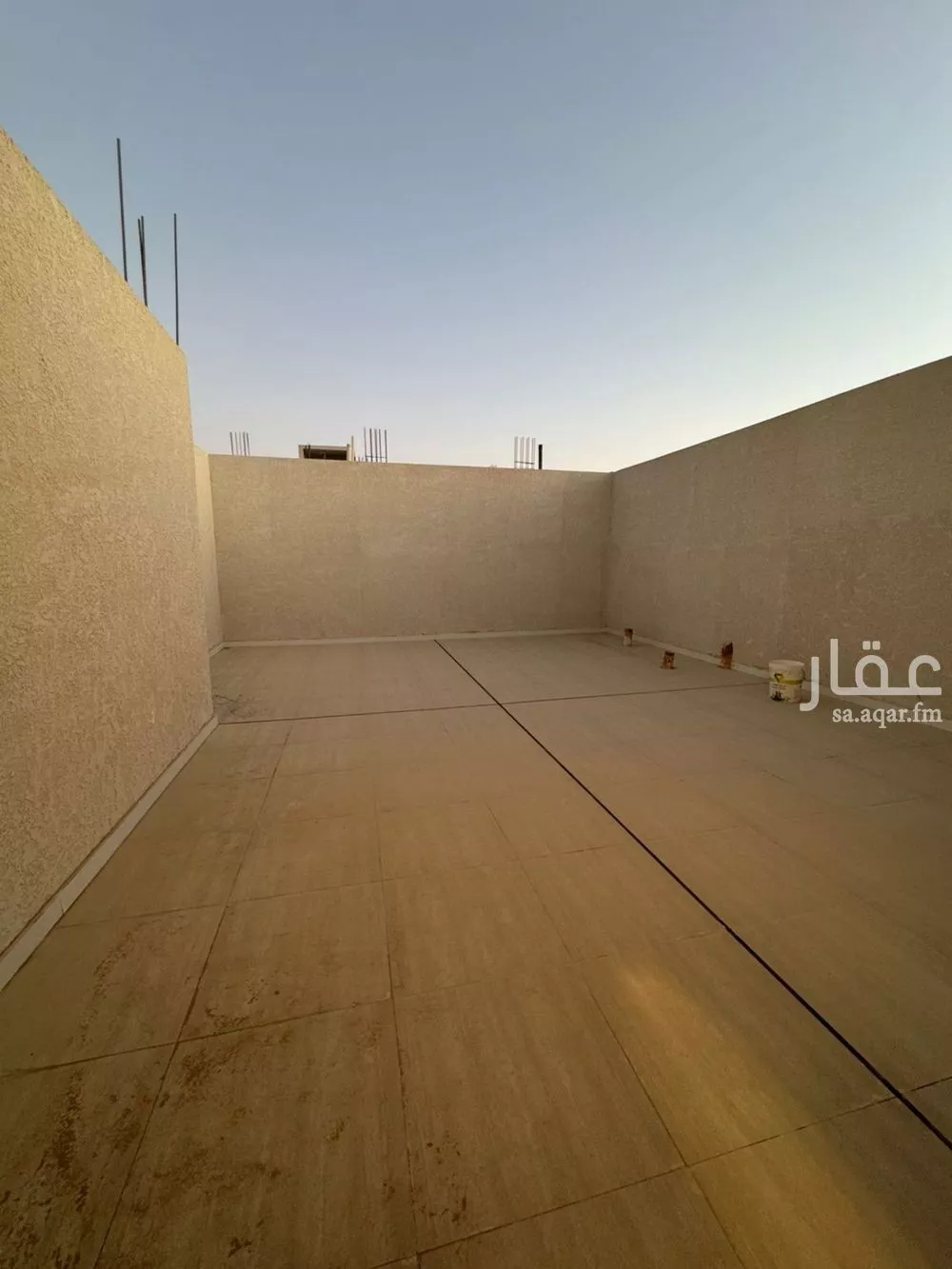 فيلا 11 غرف في الشرق 6