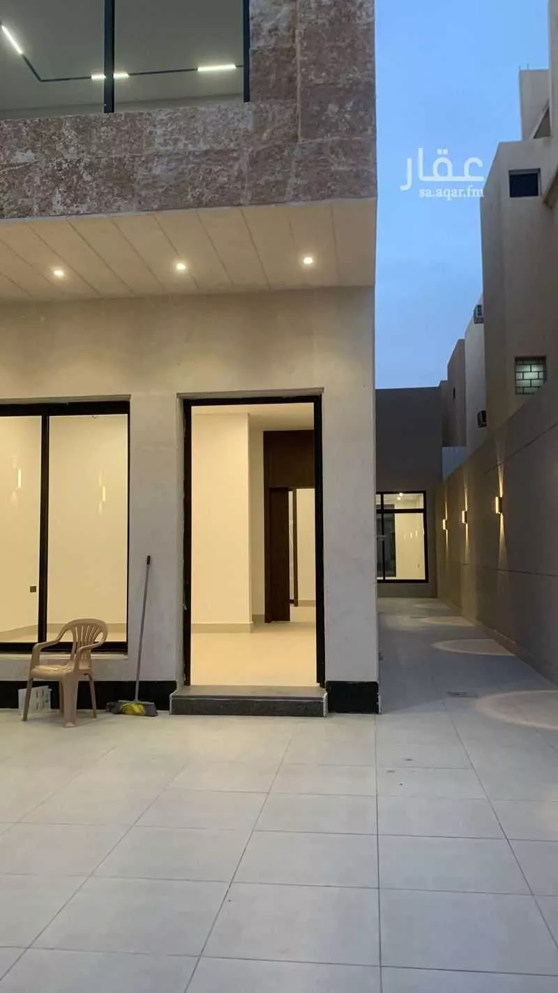 4 bedroom villa in Al Yarmouk 3
