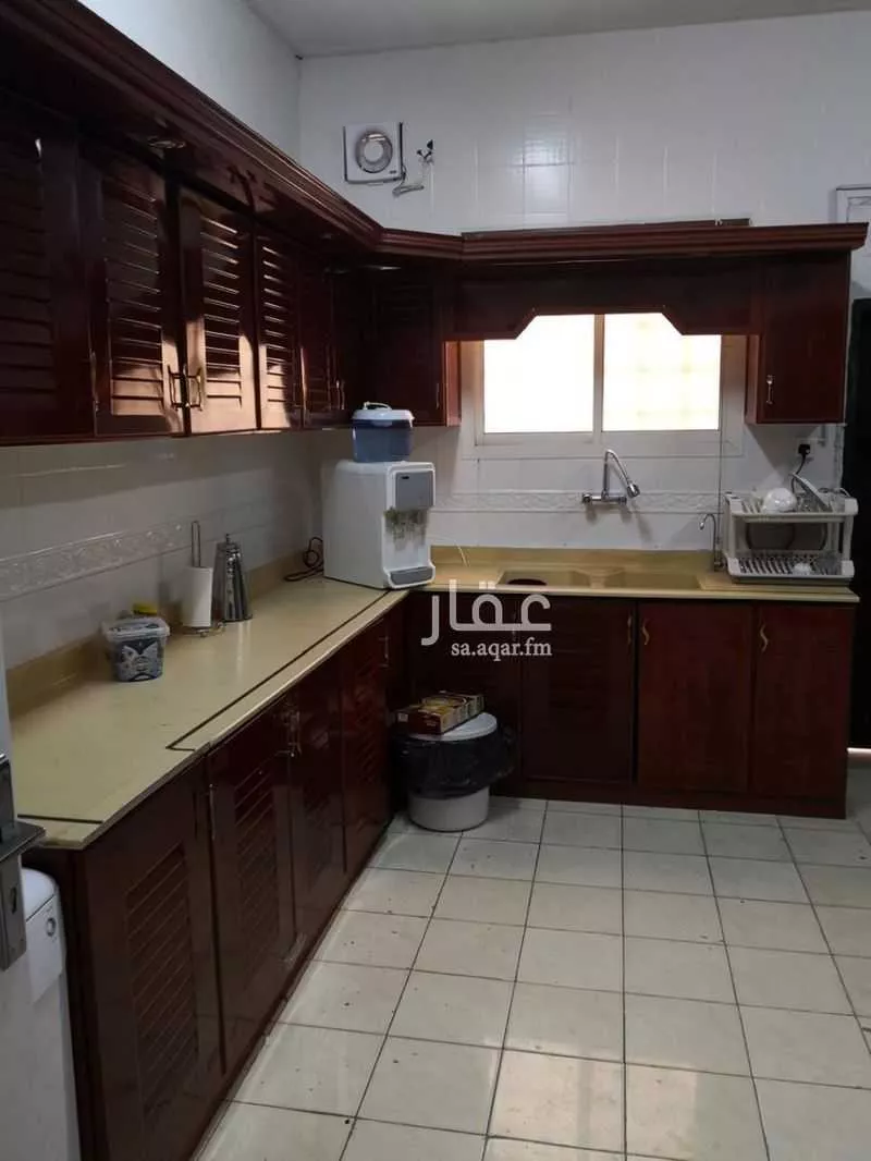15 bedroom villa in Al Qadisiyah 8
