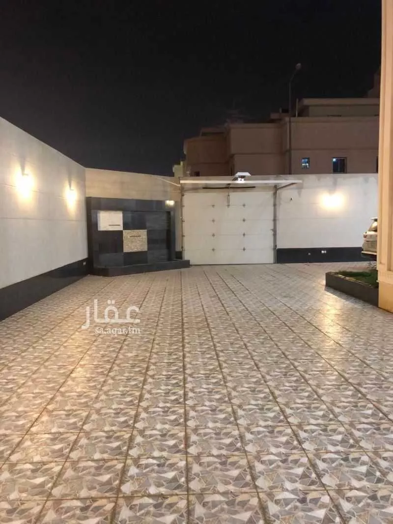 10 bedroom apartment in Al Rimal 3