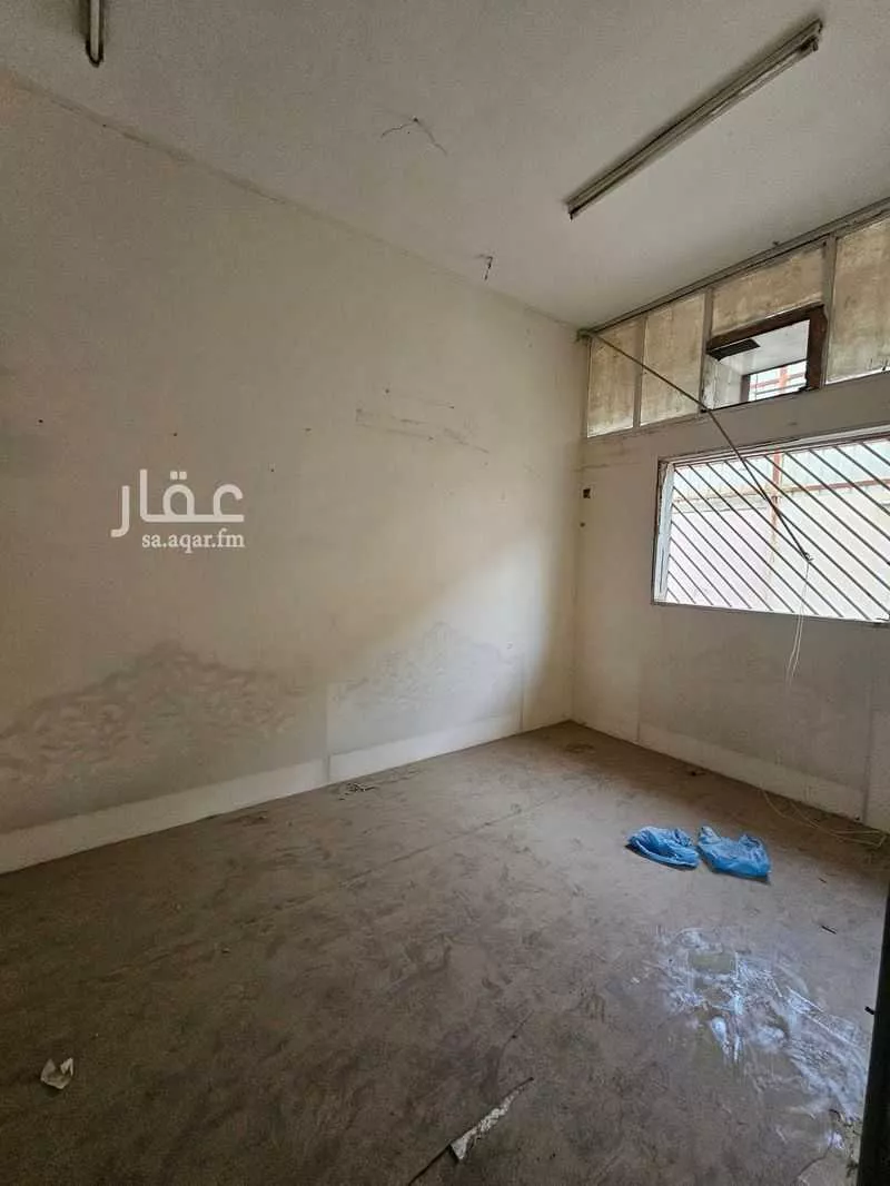 فيلا 12 غرف في الخالدية 7