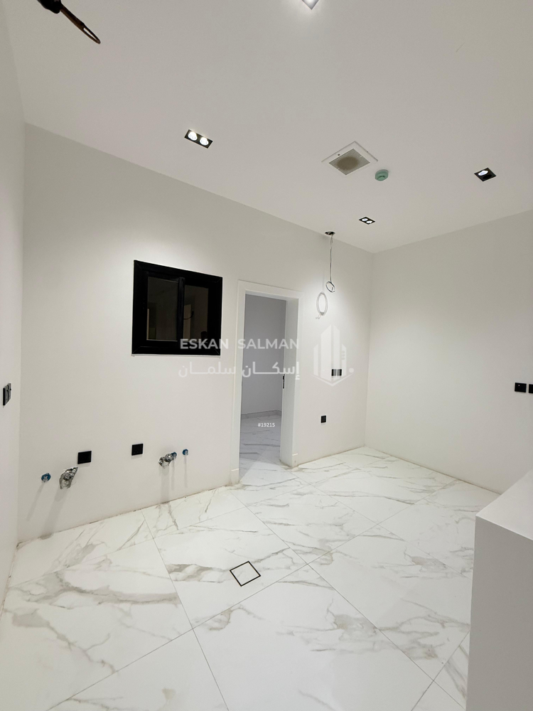 4 bedroom apartment in Al Mahdiyyah, Riyadh 4