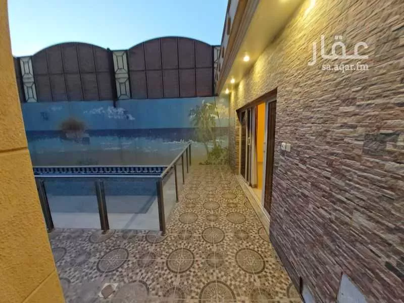 فيلا 10 غرف في الغدير 17