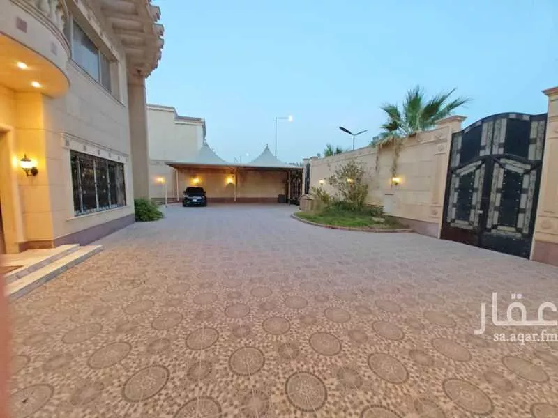 فيلا 10 غرف في الغدير 6