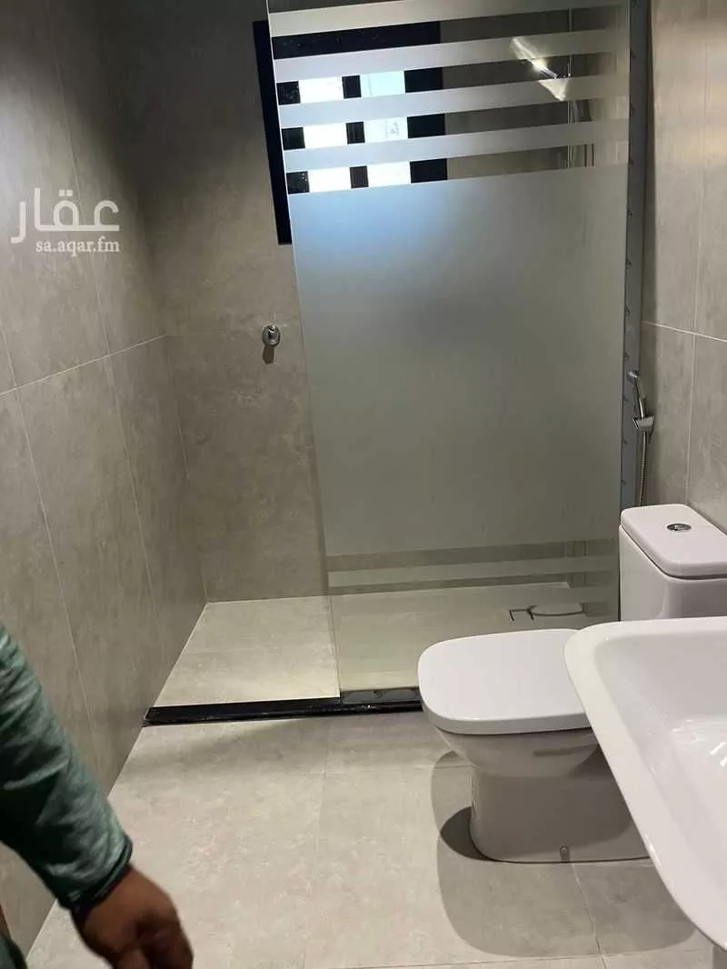 شقة 4 غرف في الورود 9