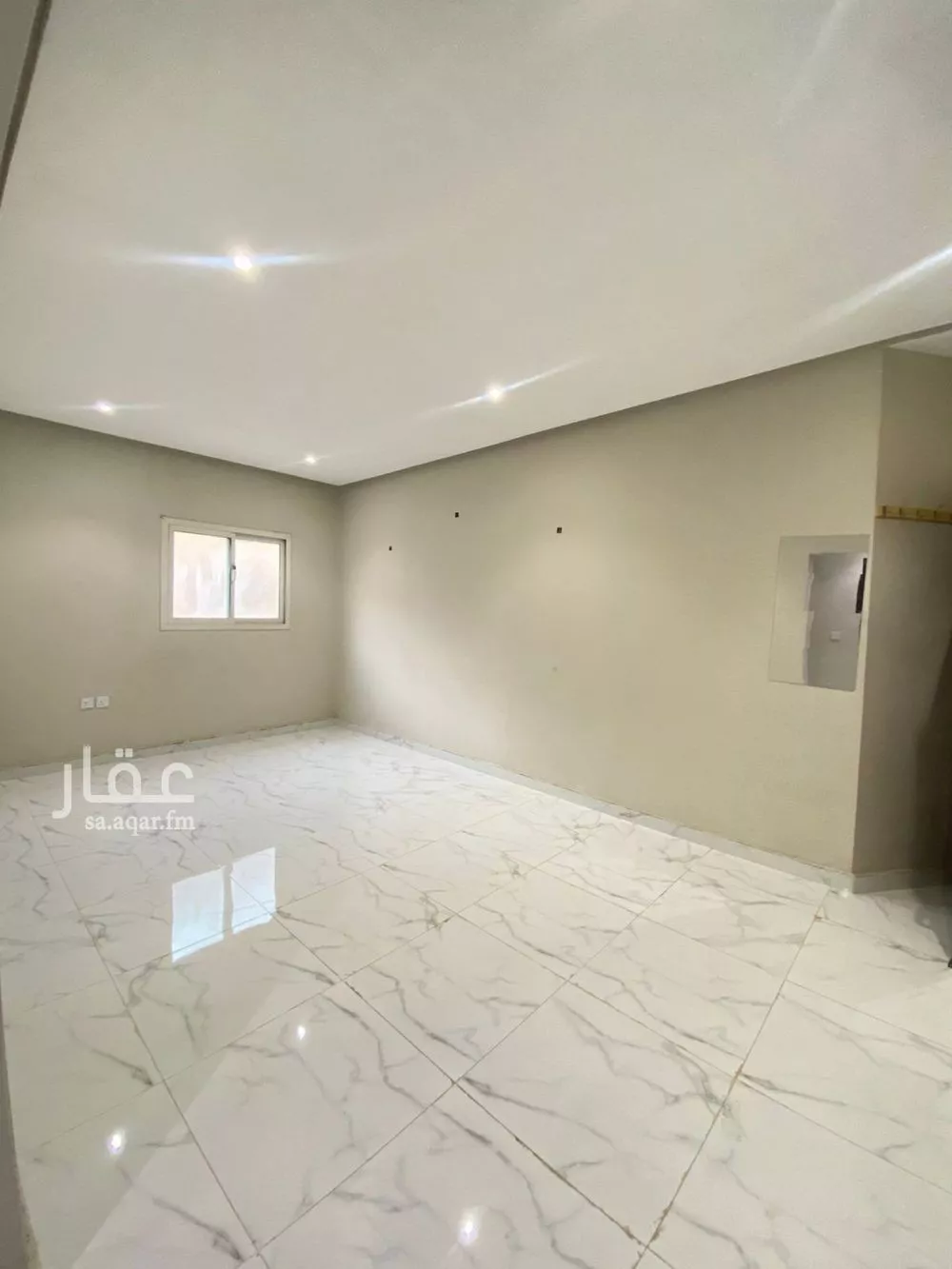 2 bedroom apartment in Al Wizarat 4