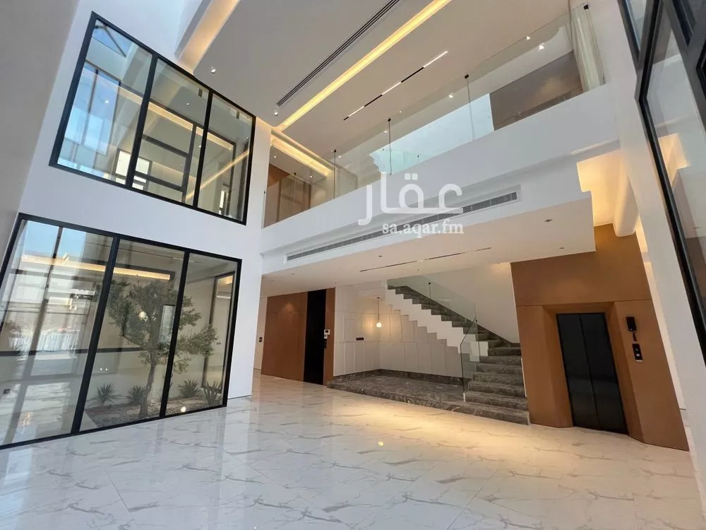 5 bedroom villa in Al Narjis 12