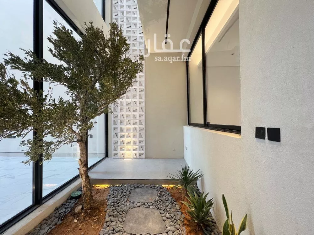 5 bedroom villa in Al Narjis 14