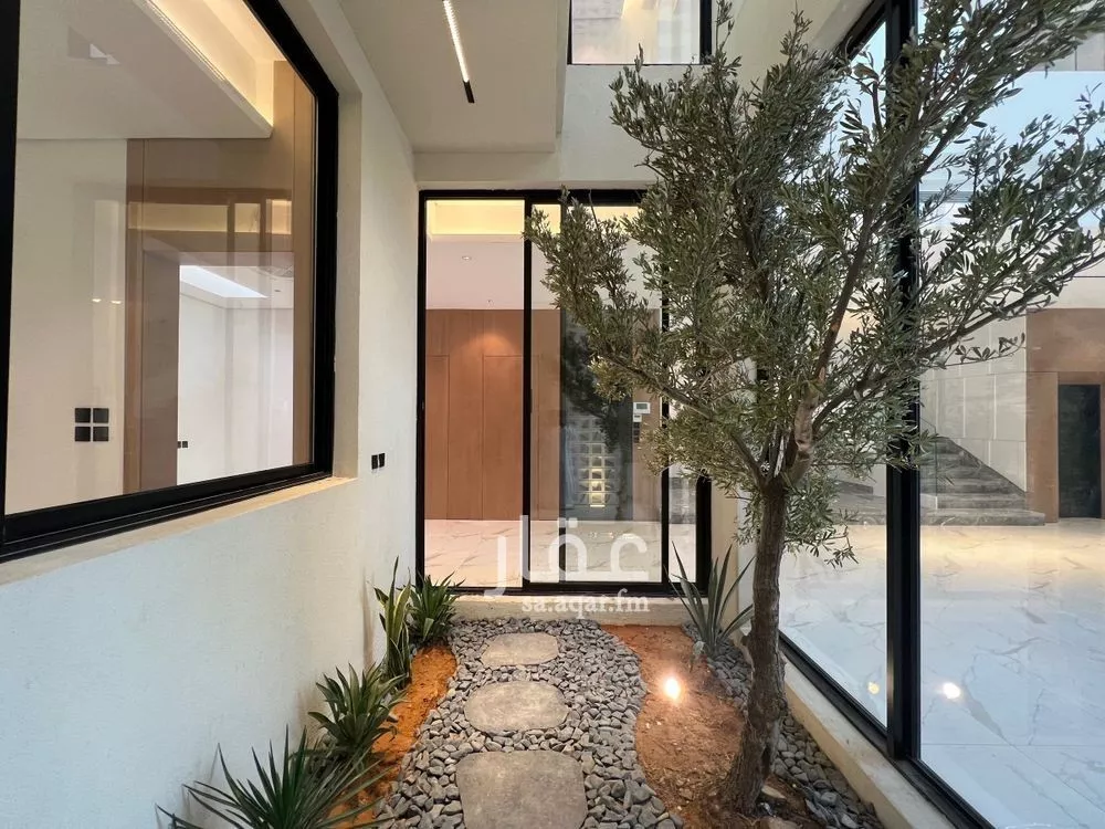 5 bedroom villa in Al Narjis 16