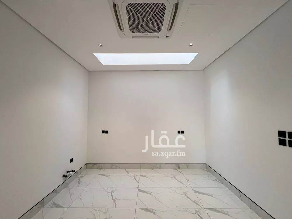 5 bedroom villa in Al Narjis 18