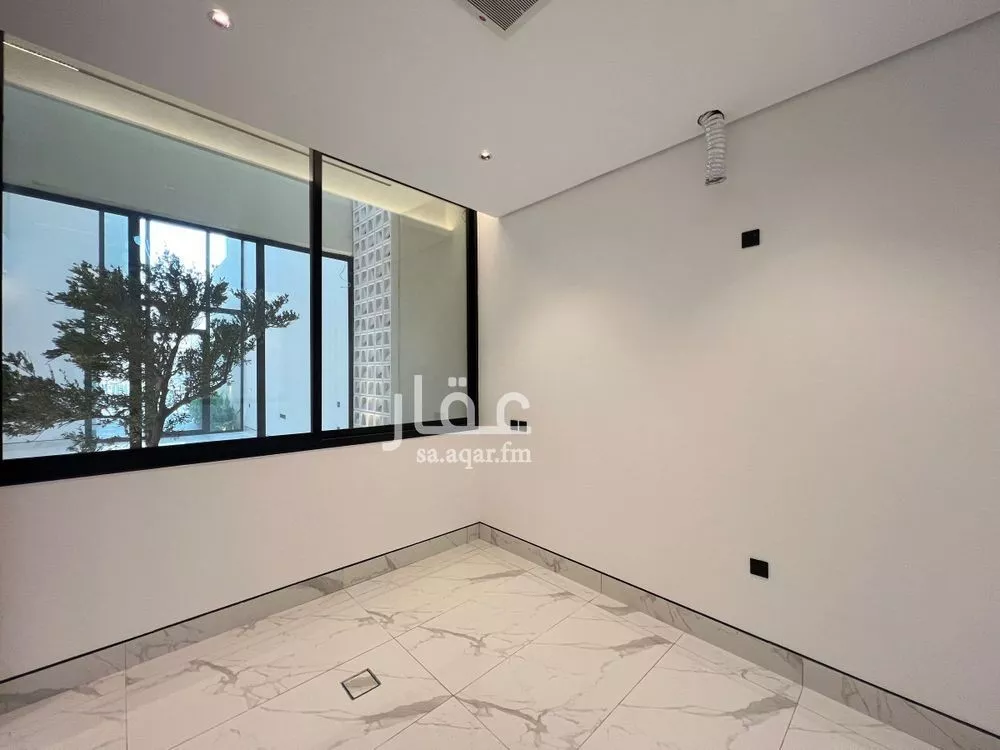 5 bedroom villa in Al Narjis 19