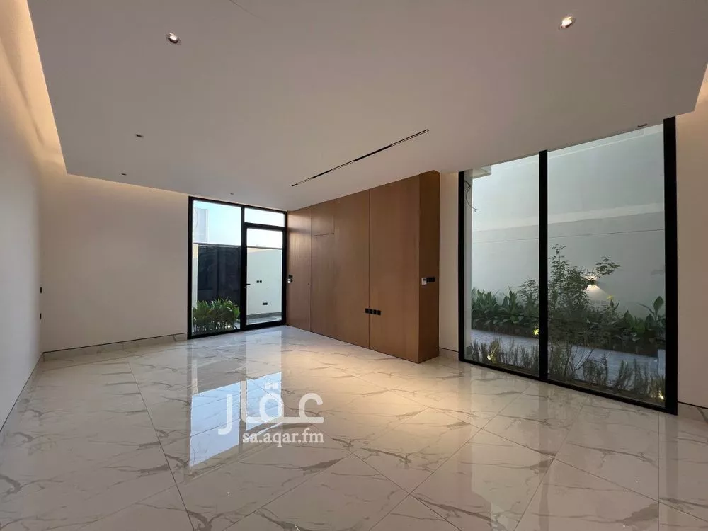 5 bedroom villa in Al Narjis 6