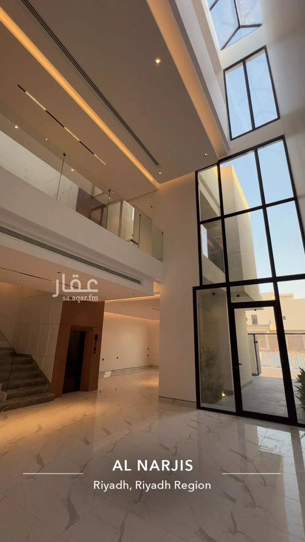 5 bedroom villa in Al Narjis 9