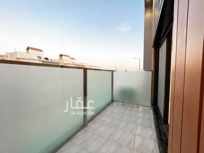فيلا 10 غرف في المونسية 6