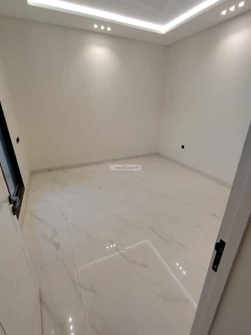 4 bedroom villa in Al Janadriyah 3