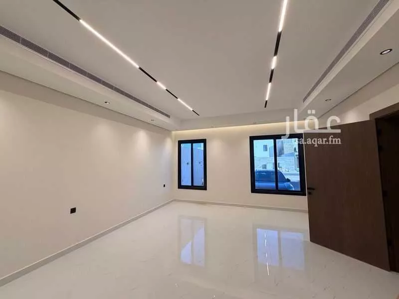3 bedroom apartment in Al Shiraa 6