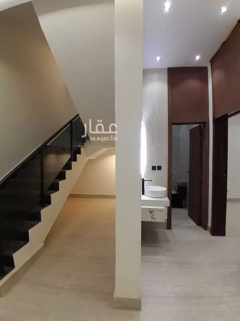 5 bedroom villa in Tuwaiq 16