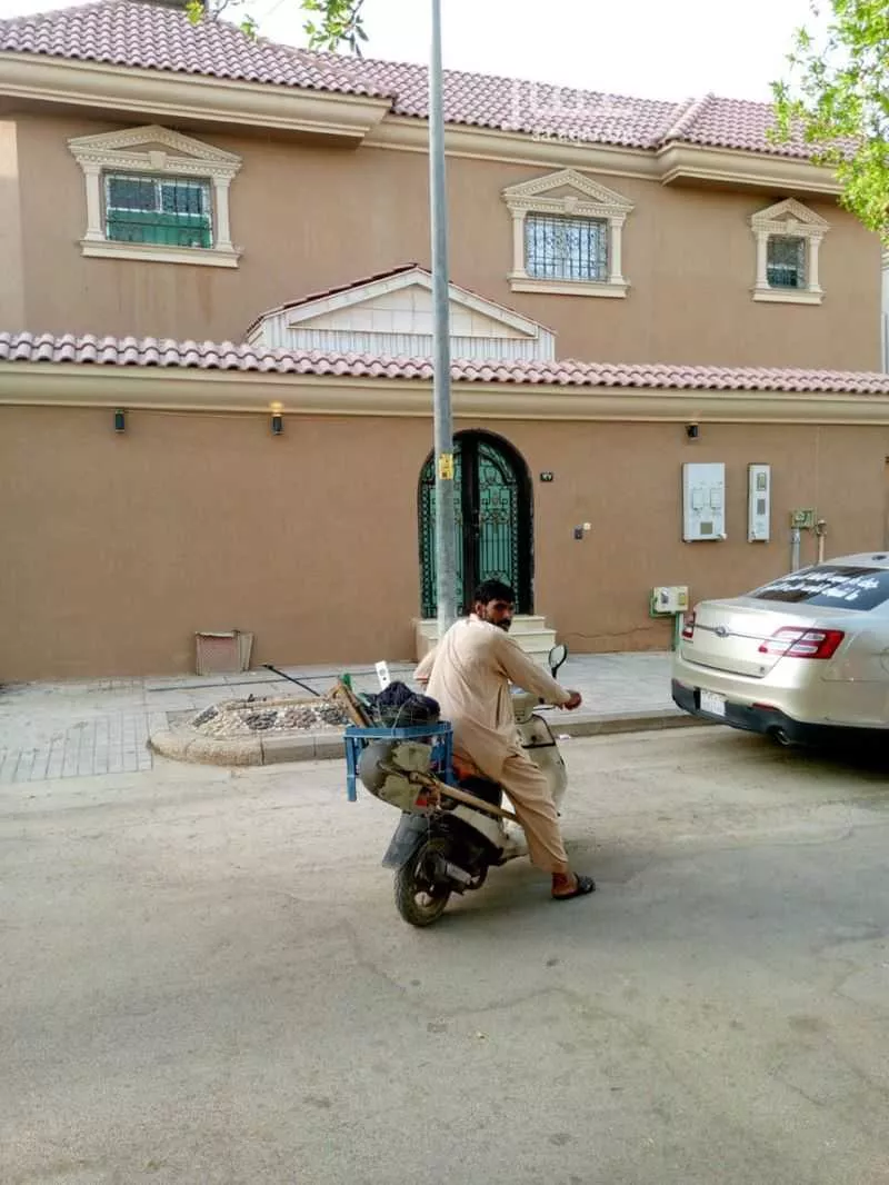 12 bedroom villa in Al Jazirah 8