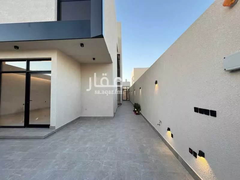 5 bedroom villa in Al Narjis 5