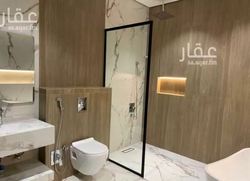 شقة 8 غرف في المهدية 14