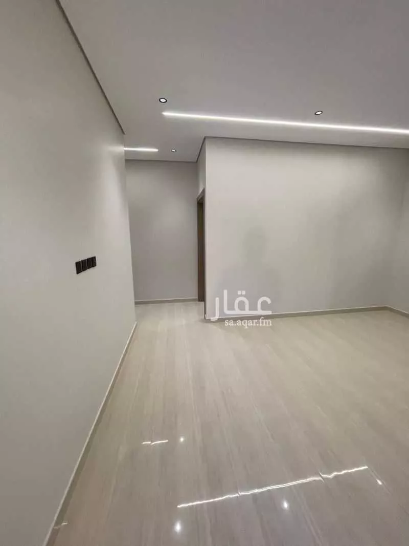 6 bedroom villa in Al Hazm, Riyadh 9