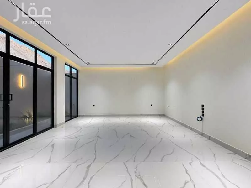 فيلا 4 غرف في النرجس 12