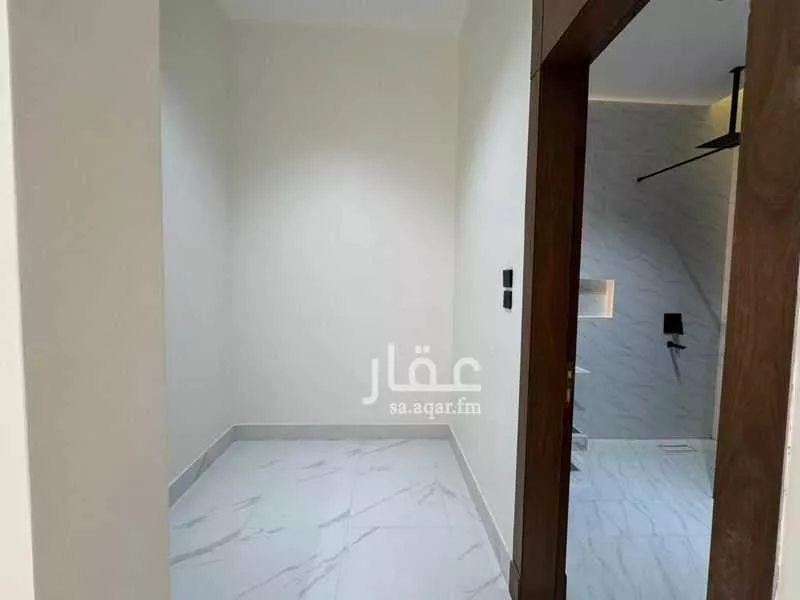 فيلا 4 غرف في النرجس 21