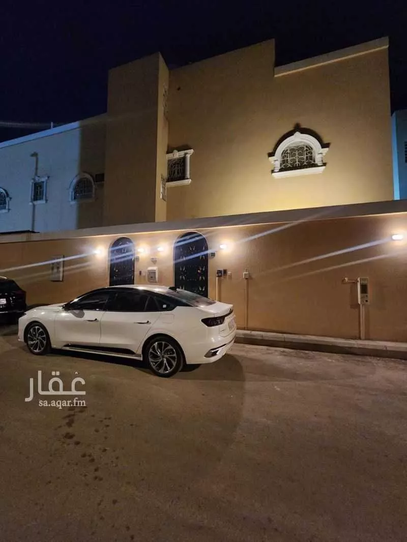 8 bedroom villa in As Suwaidi 4