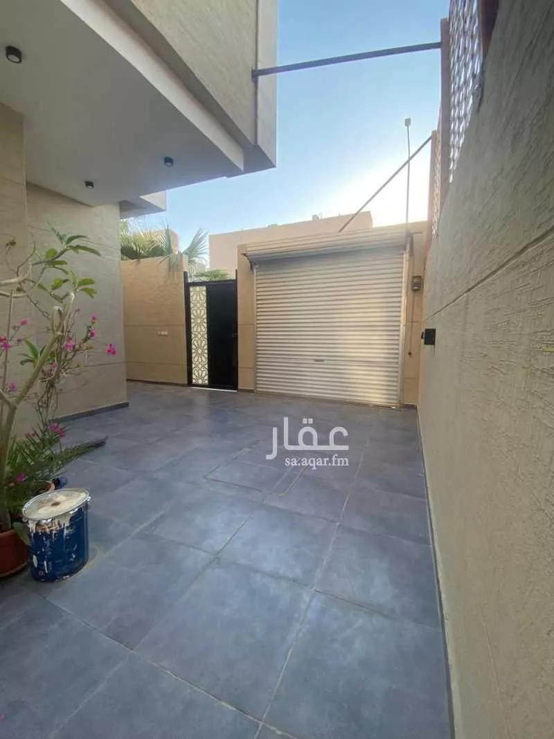 7 bedroom villa in Al Narjis 11
