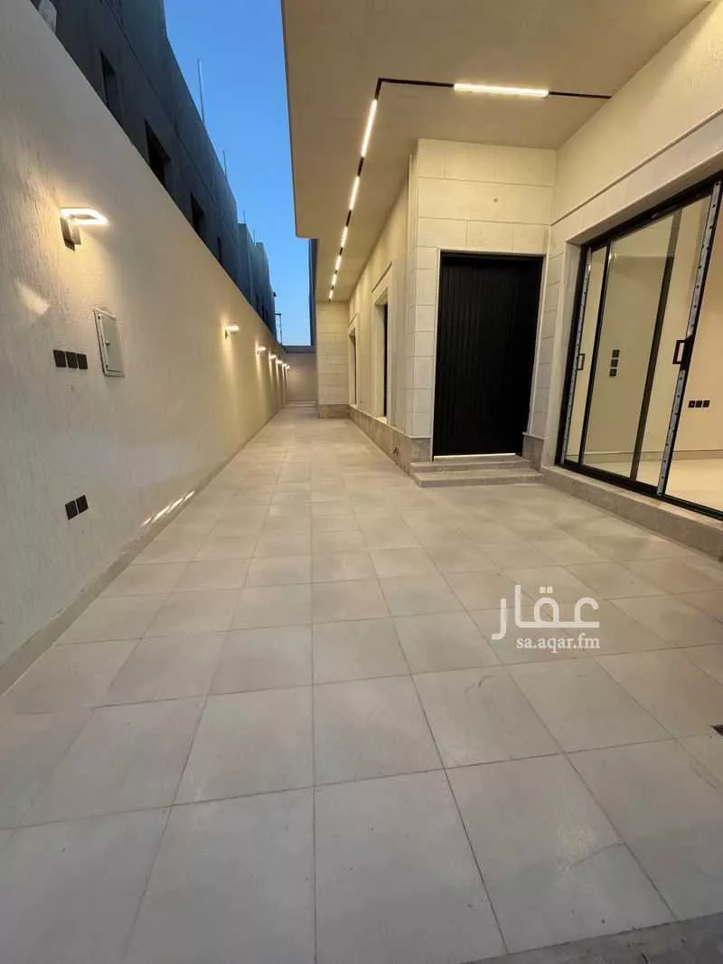 6 bedroom villa in Al Maizilah 4