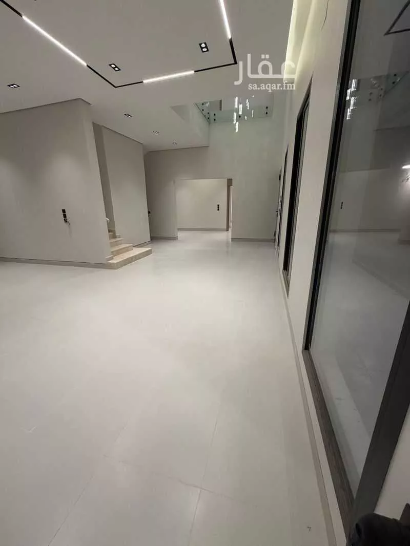 6 bedroom villa in Al Maizilah 7