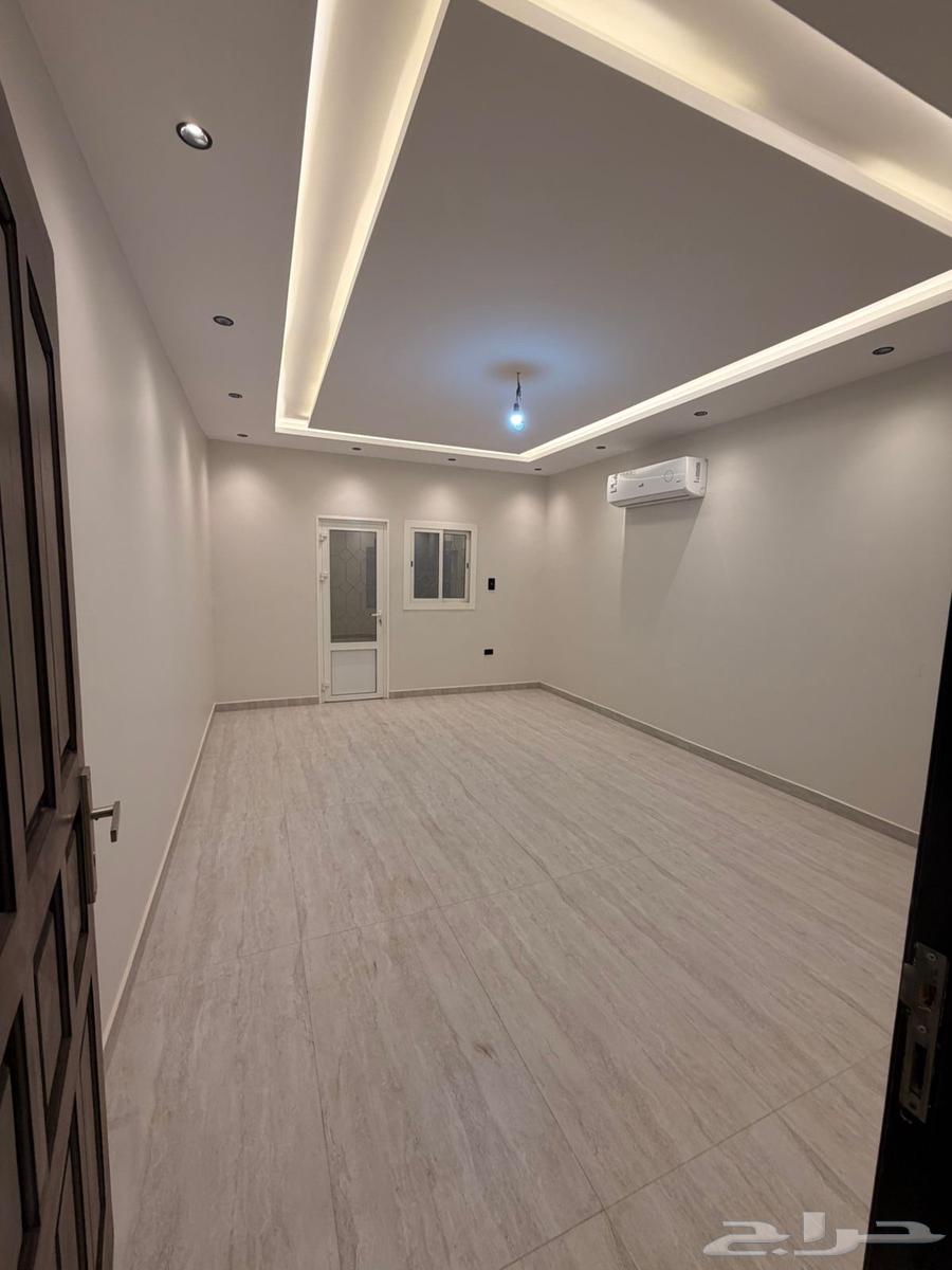 81 bedroom apartment in Al Bawadi 6