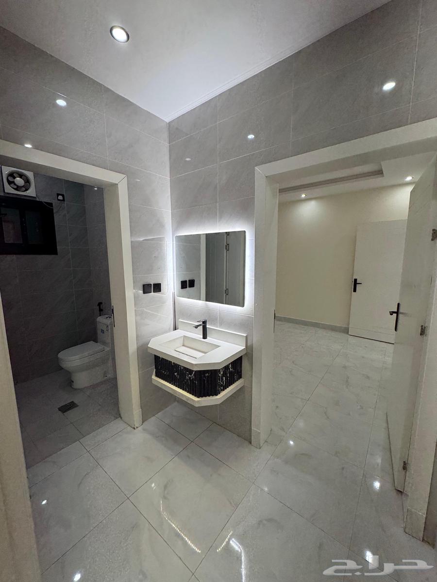 apartment in Al Manar 8
