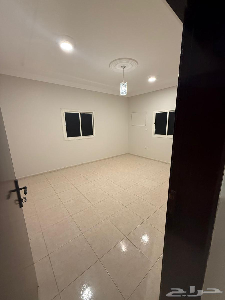 3 bedroom apartment in Al Marwa 5