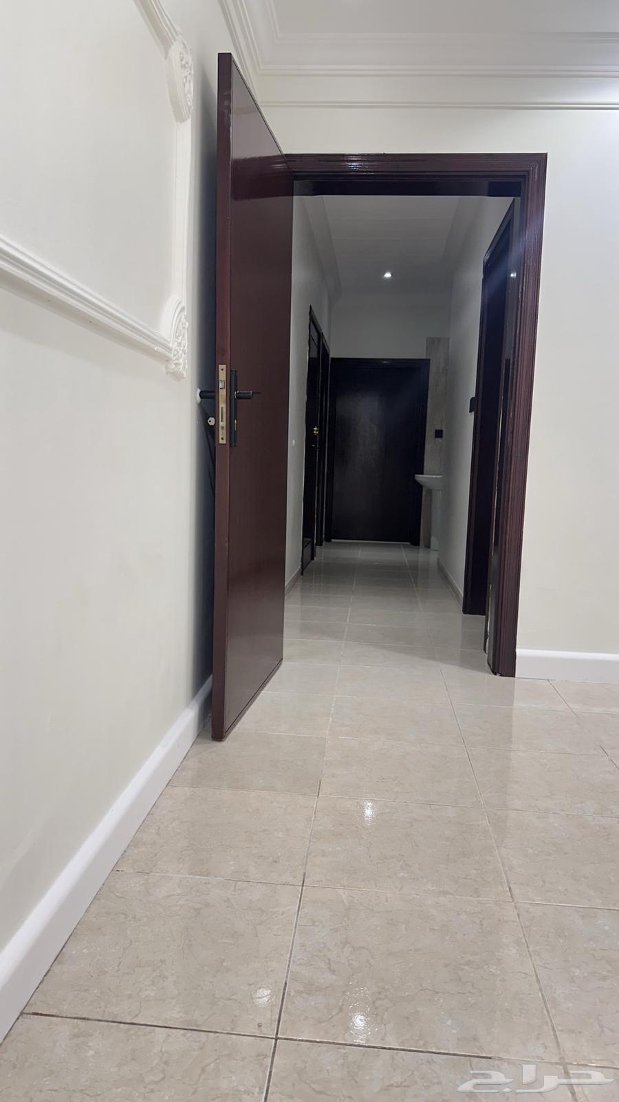 3 bedroom apartment in Al Marwa 7