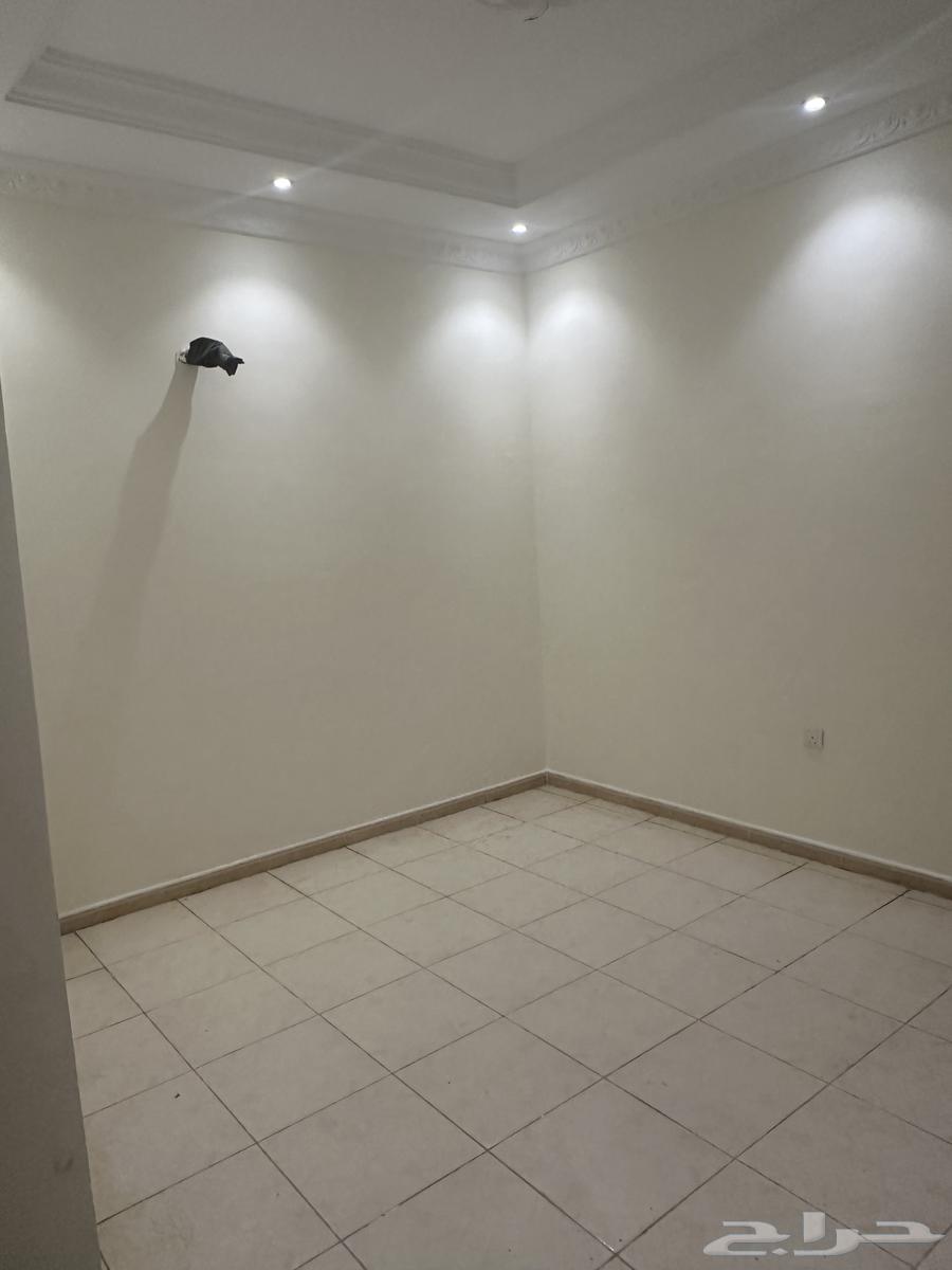 64 bedroom apartment in Al Nakheel 5