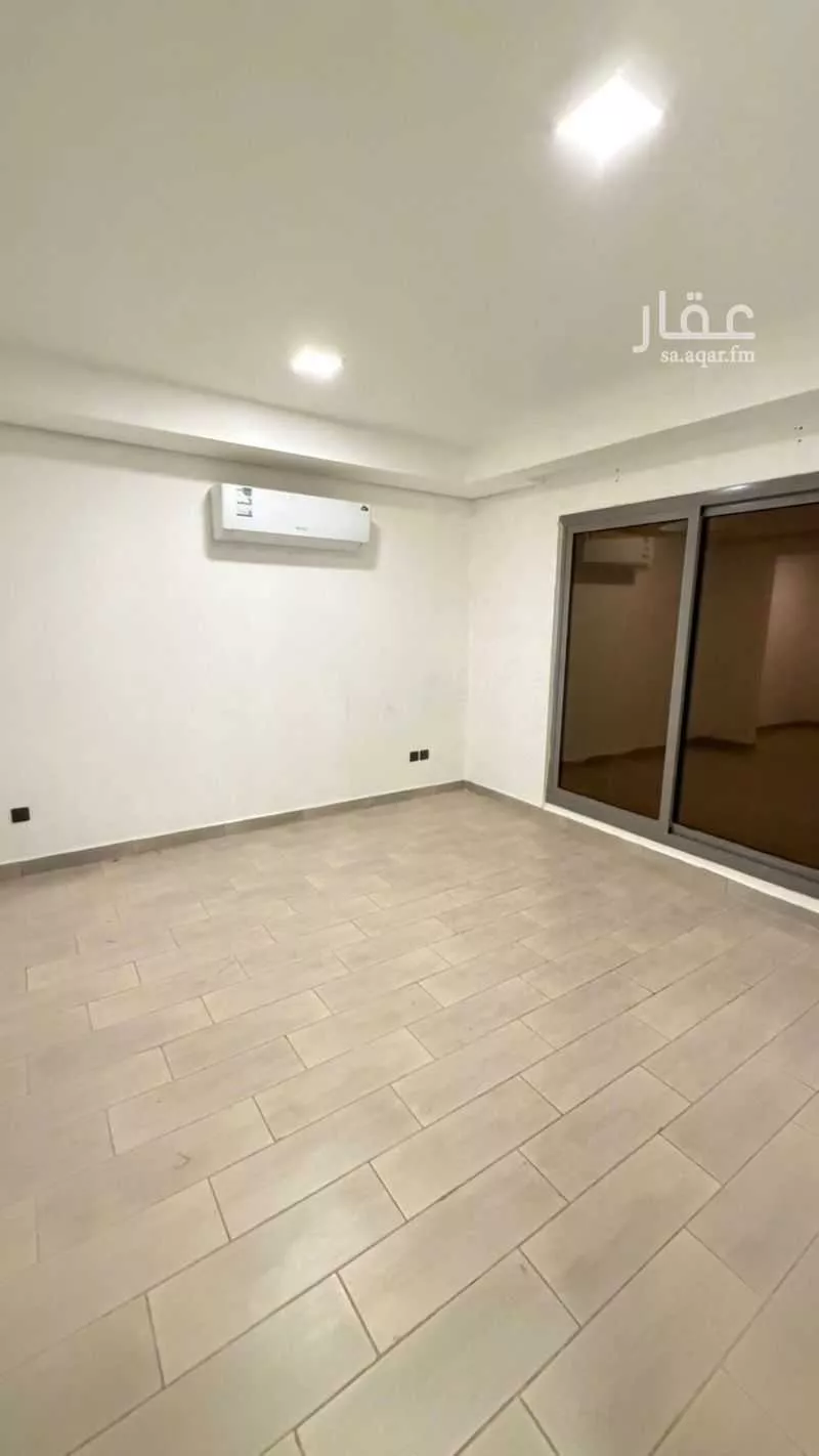 فيلا 6 غرف في النرجس 12