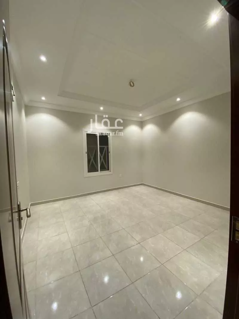 عمارة 616 م² في النزهة 5
