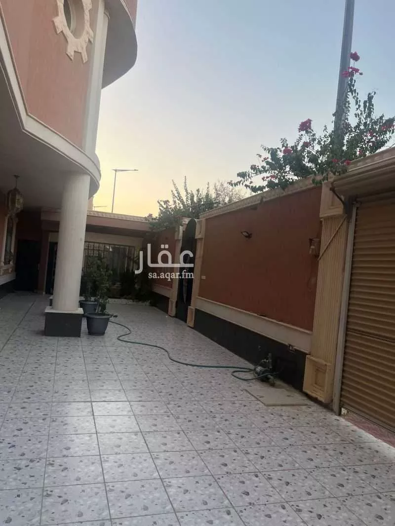 6 bedroom villa in Dhahrat Laban 5