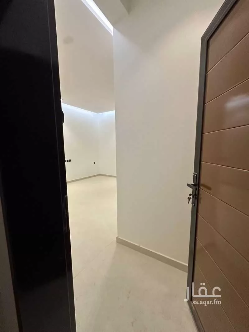 6 bedroom villa in Al Janadriyah 12