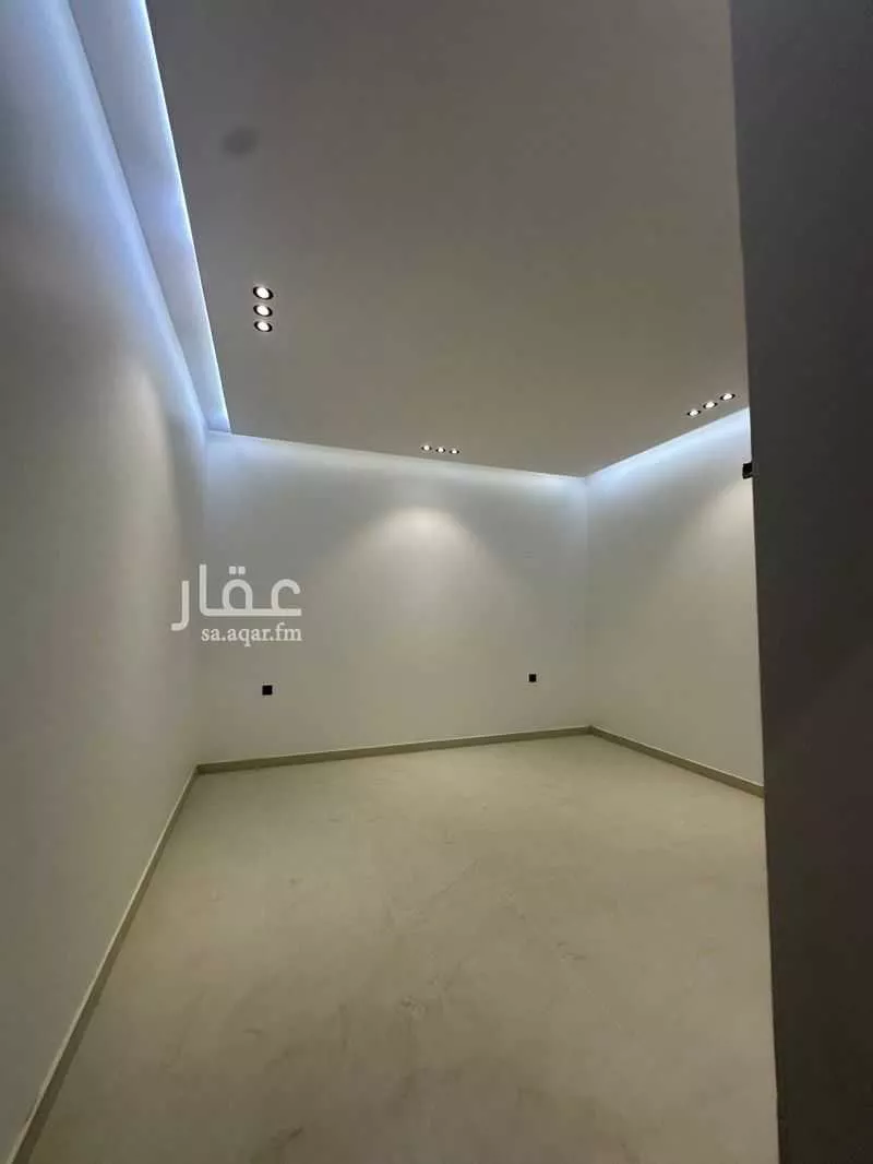 6 bedroom villa in Al Janadriyah 14