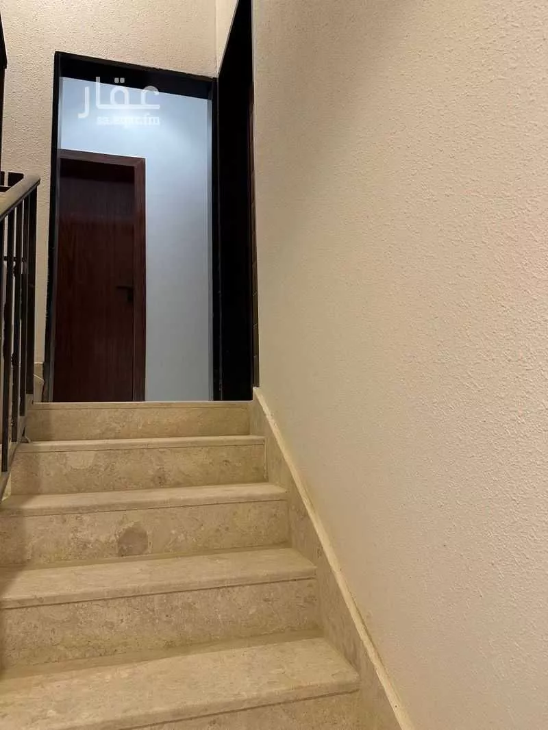 6 bedroom villa in Al Janadriyah 4