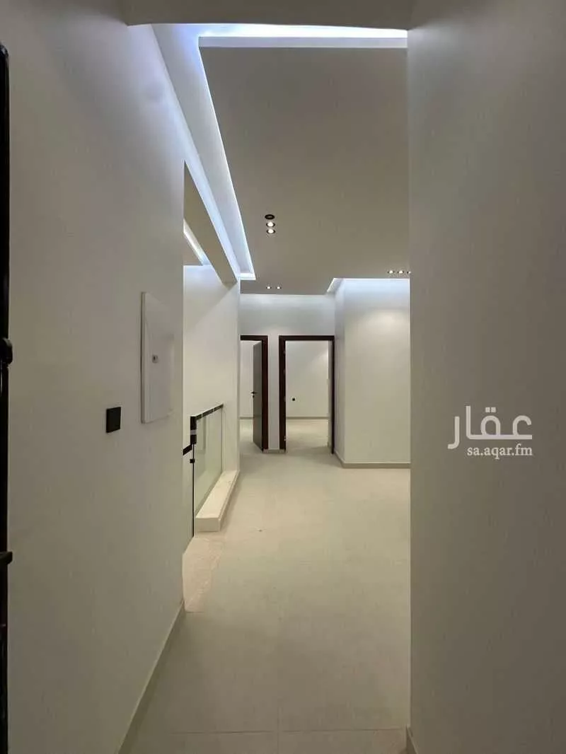 6 bedroom villa in Al Janadriyah 9