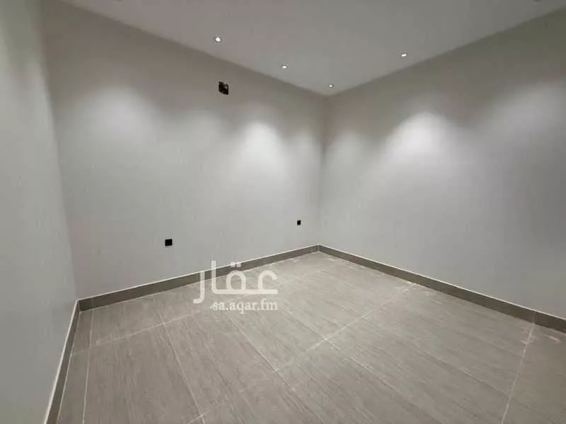 فيلا 4 غرف في طويق 8