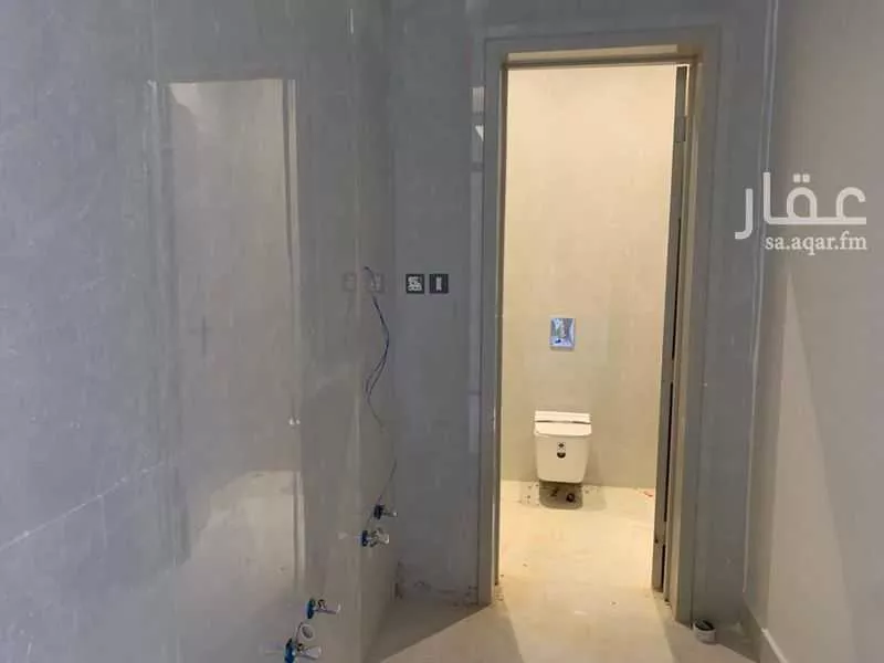 8 bedroom villa in Dhahrat Laban 4