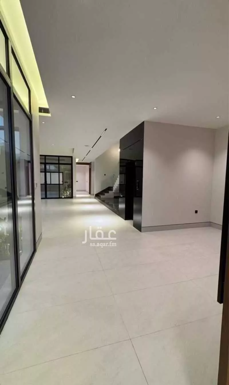 5 bedroom villa in Al Narjis 14