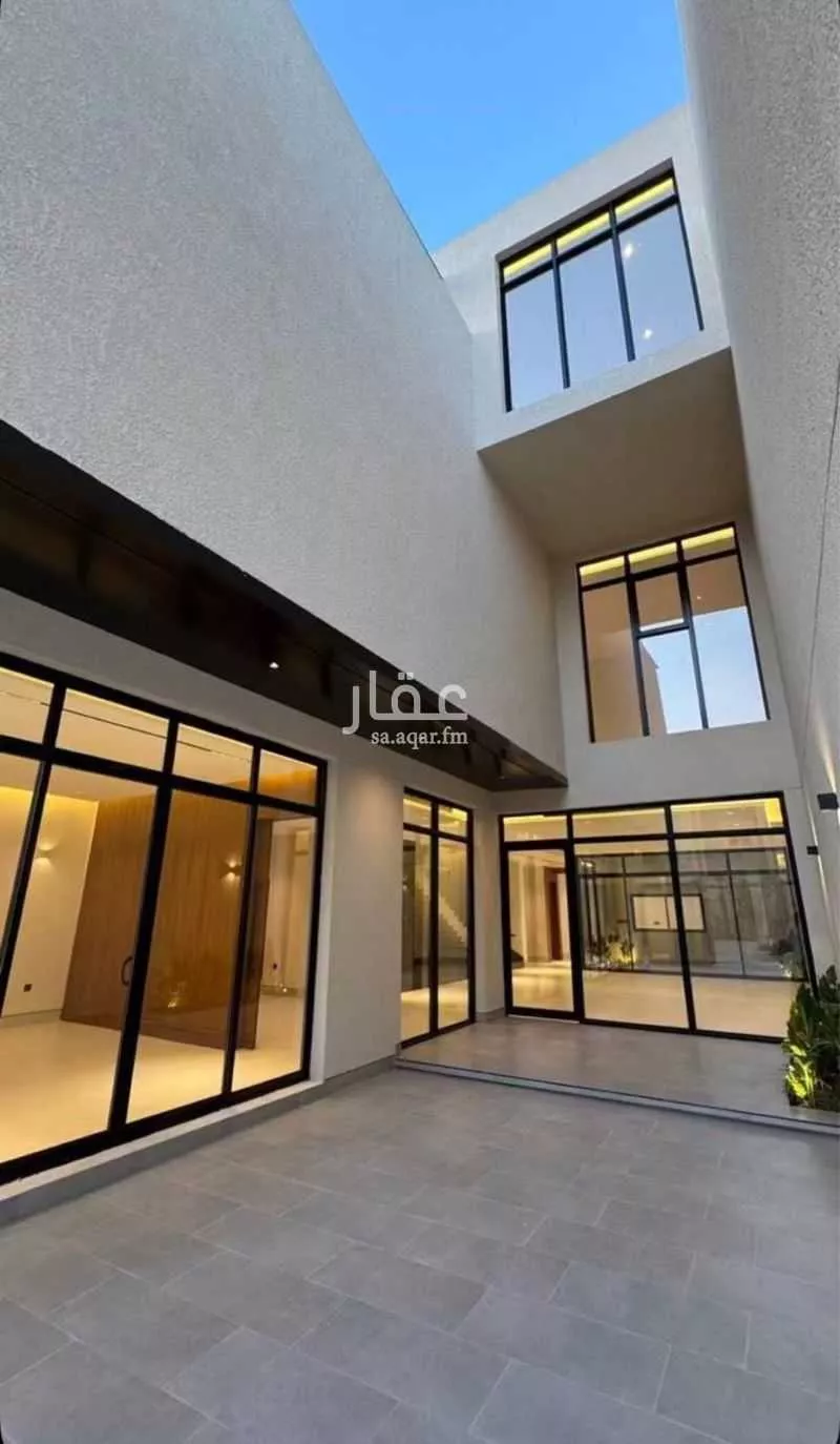5 bedroom villa in Al Narjis 4