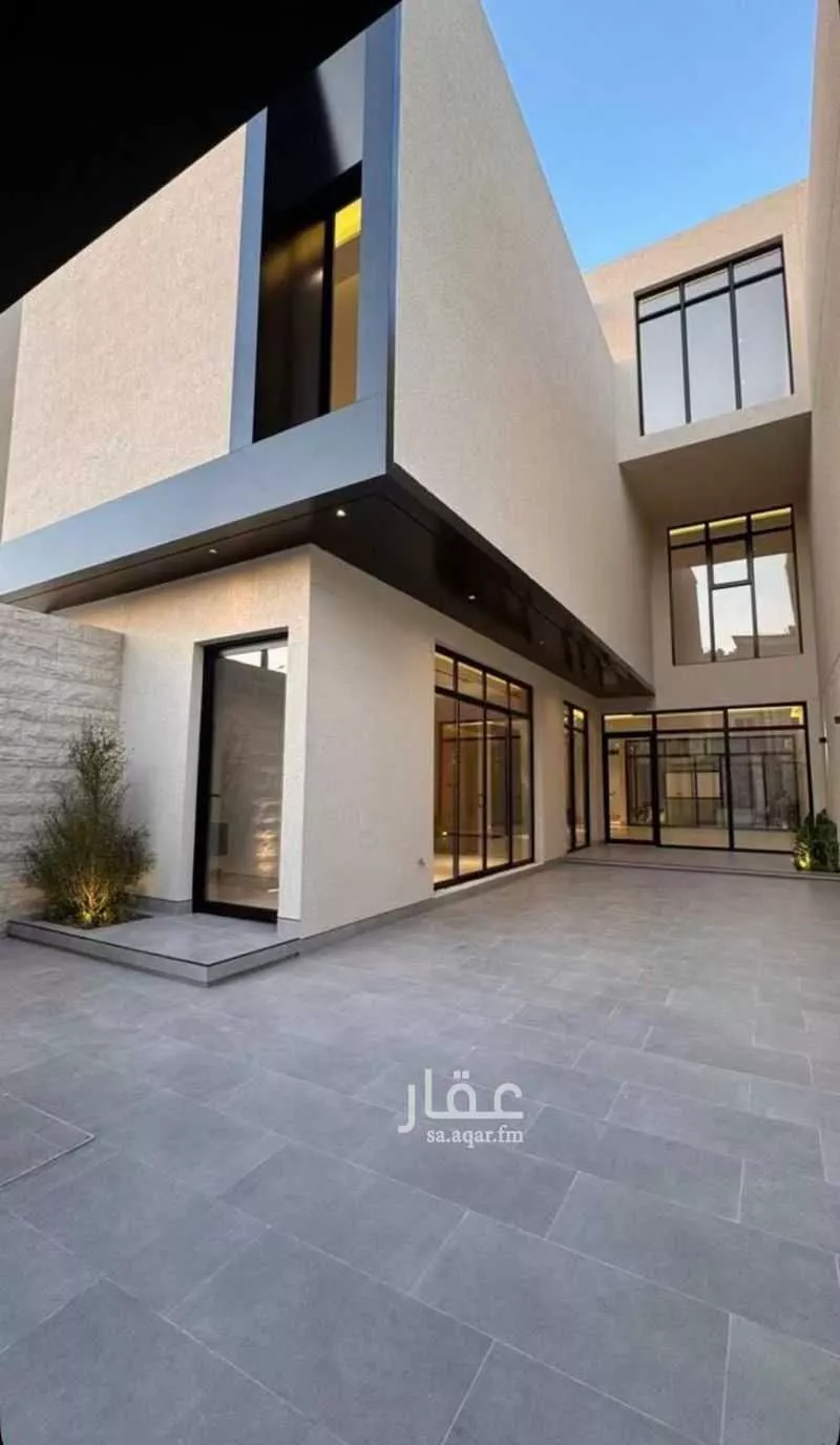 5 bedroom villa in Al Narjis 5