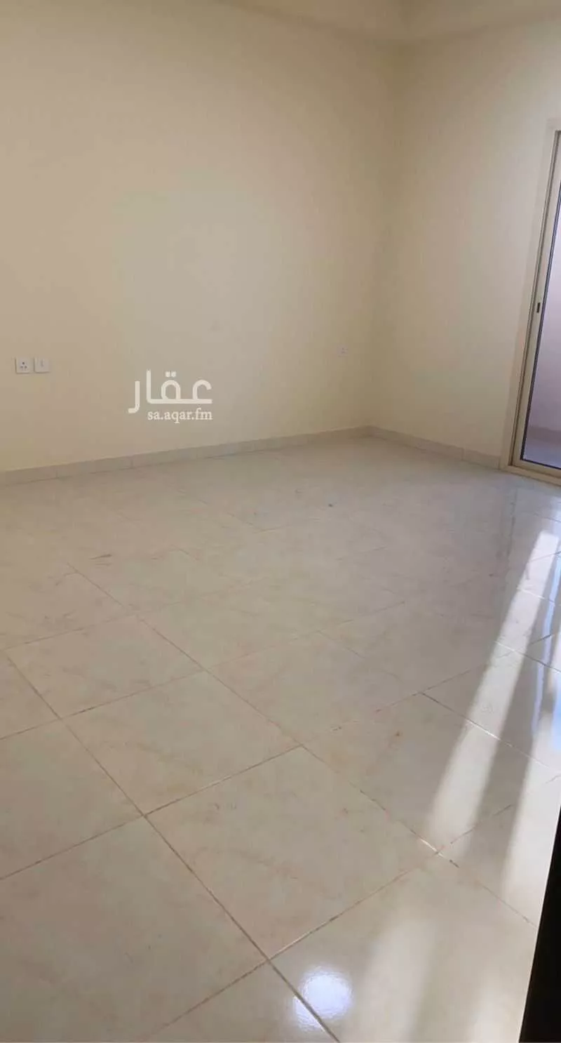 شقة 4 غرف في الشرق 9